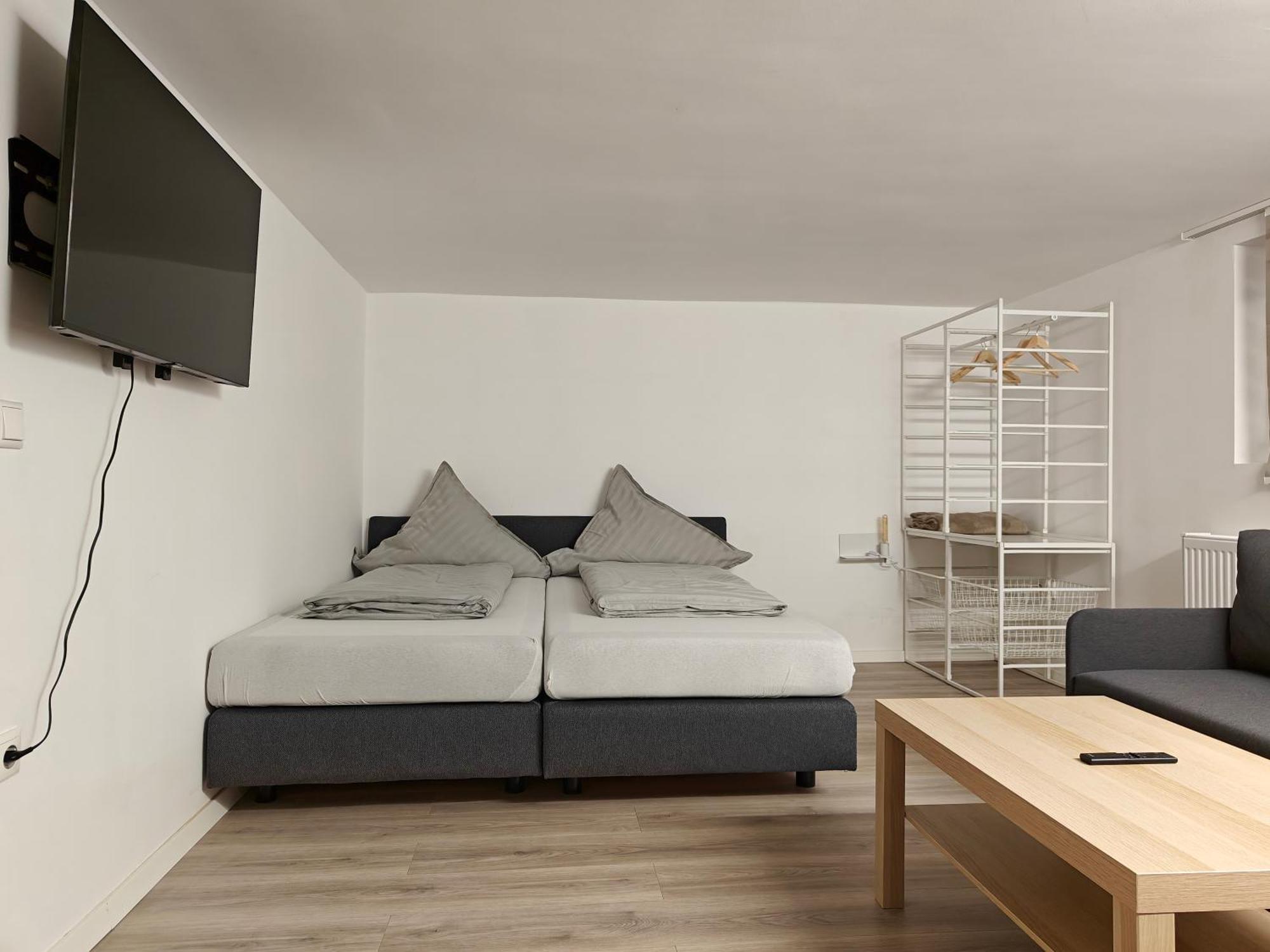 "Goldbergsee Apartment" - Im Vorort Von Coburg Mit Parkplatz & Terrasse, Ferienwohnung Bagian luar foto