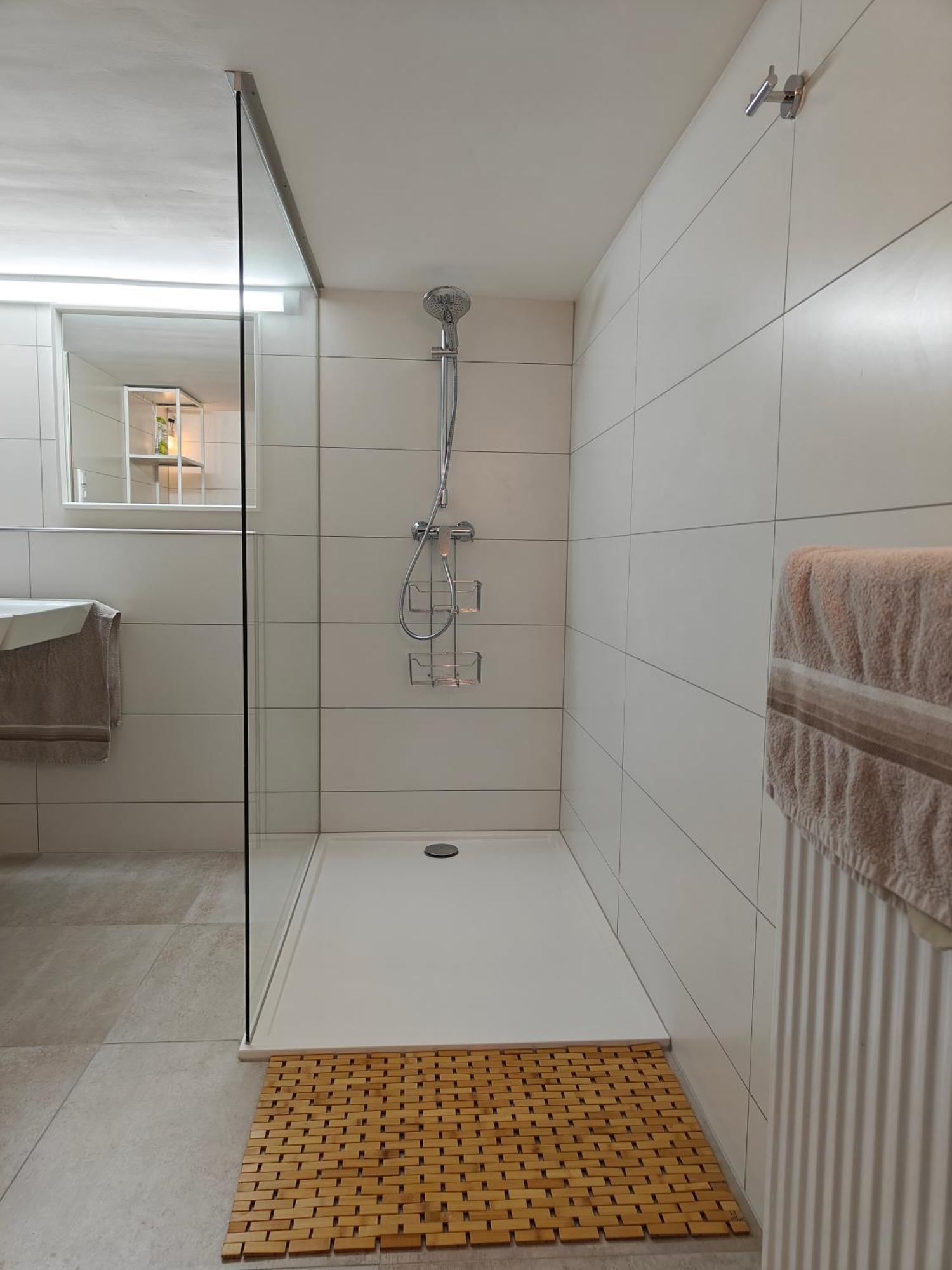 "Goldbergsee Apartment" - Im Vorort Von Coburg Mit Parkplatz & Terrasse, Ferienwohnung Bagian luar foto